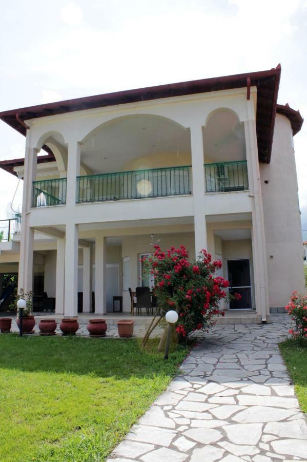 Villa Jenny Leptokaryá Buitenkant foto